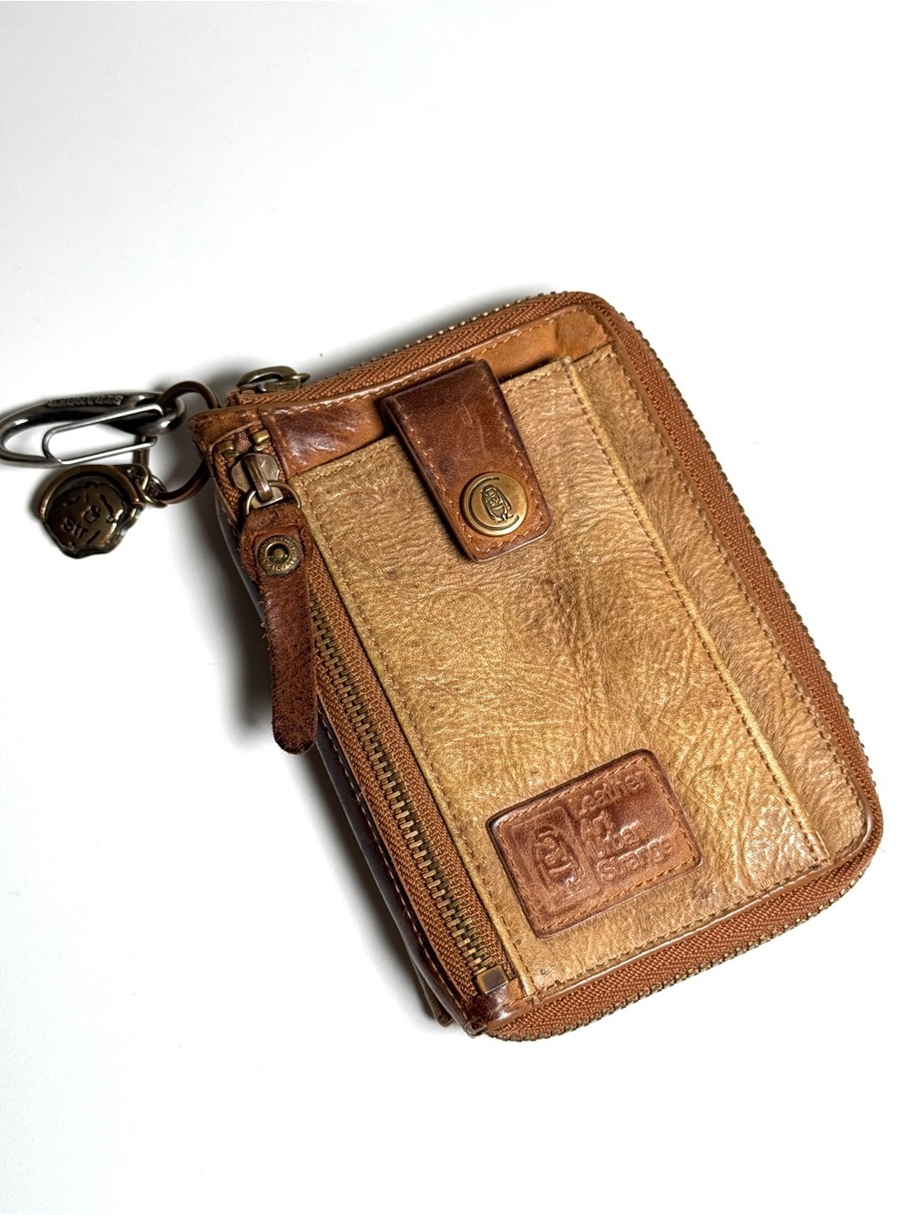 Urban Stranger Leather Art Zip Around Wallet Tan Distressed Keychain